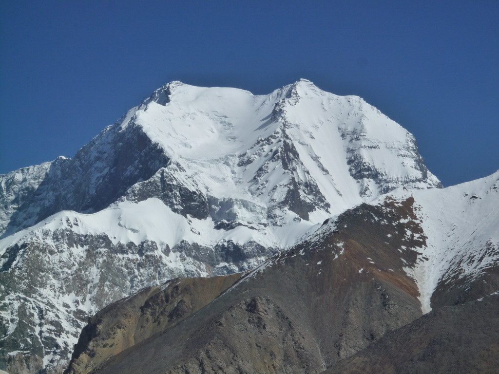 пик Евгении Корженевской или Озоди, 7105. Фото из интернета