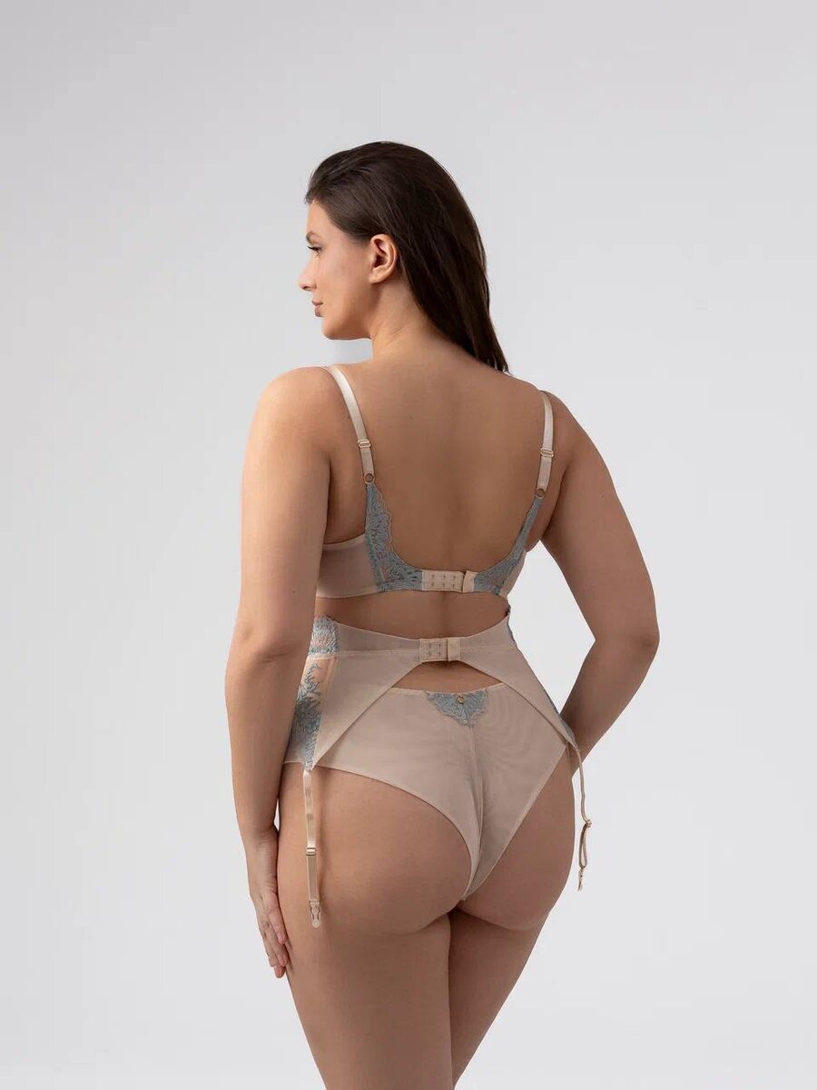 Бюстократия Мираж бразилиано с высокой посадкой бежево-голубой / Skin/Blue