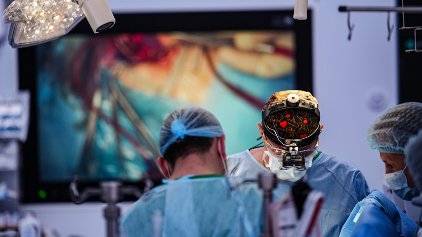    Фото: ИЗВЕСТИЯ/Сергей Лантюхов; Telegram/Айрат Рахматуллин/DrRakhmatullin; 5-tv.ru