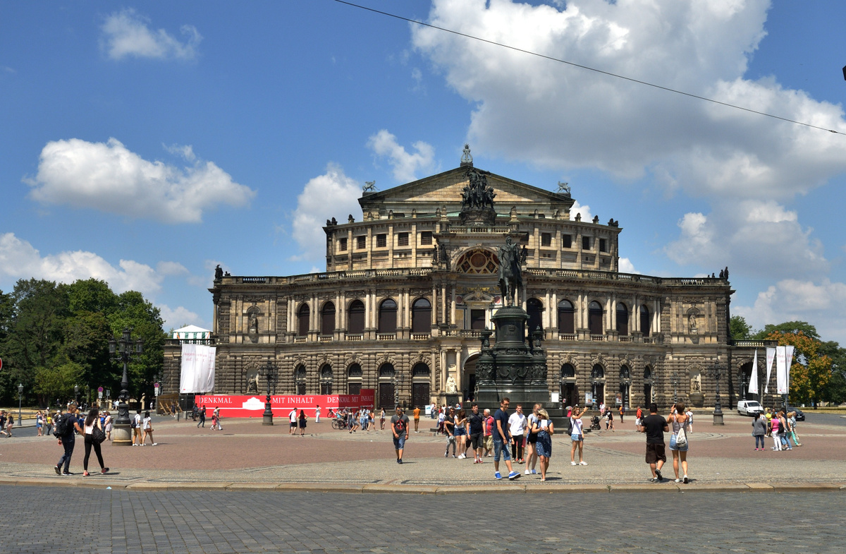  Оперный театр Земпера. Фотография: Соловьев В.Ю.