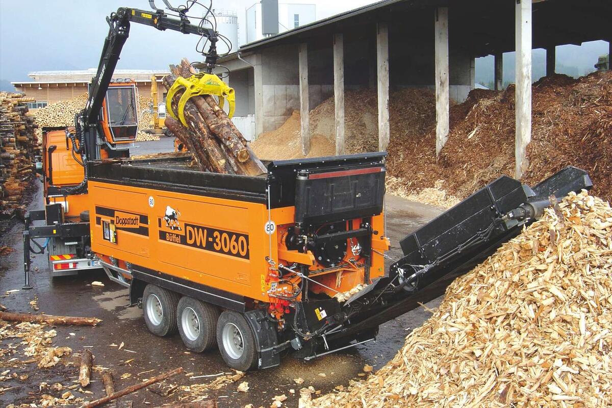 Разбираемся со специалистами ООО «Клевер» в том, из чего состоит шредер и как он работает: изучаем его конструкцию и ключевые узлы, рассматриваем типы и устройство валов, разбираем основные причины поломок и отказов, а также способы диагностики, профилактики и ремонта оборудования.