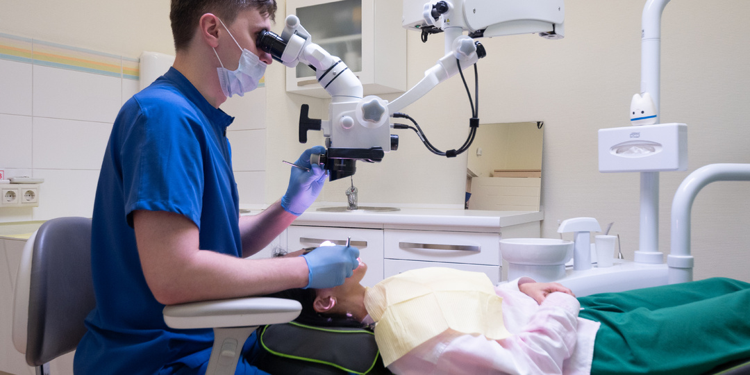 Зуб, который лечили много раз: почему нет гарантий и кто принимает решение?