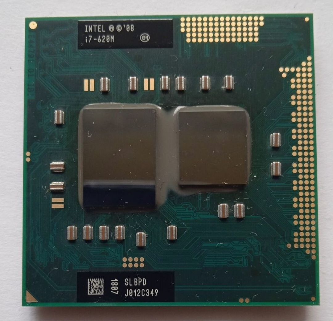 Вот он мой новенький Intel Core I7-620m Первого поколения
