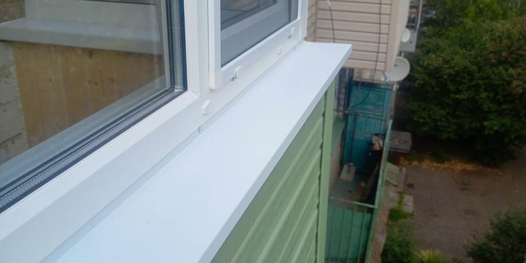 Подоконник, отлив, откосы: мелочи, из-за которых «тянет» и течёт