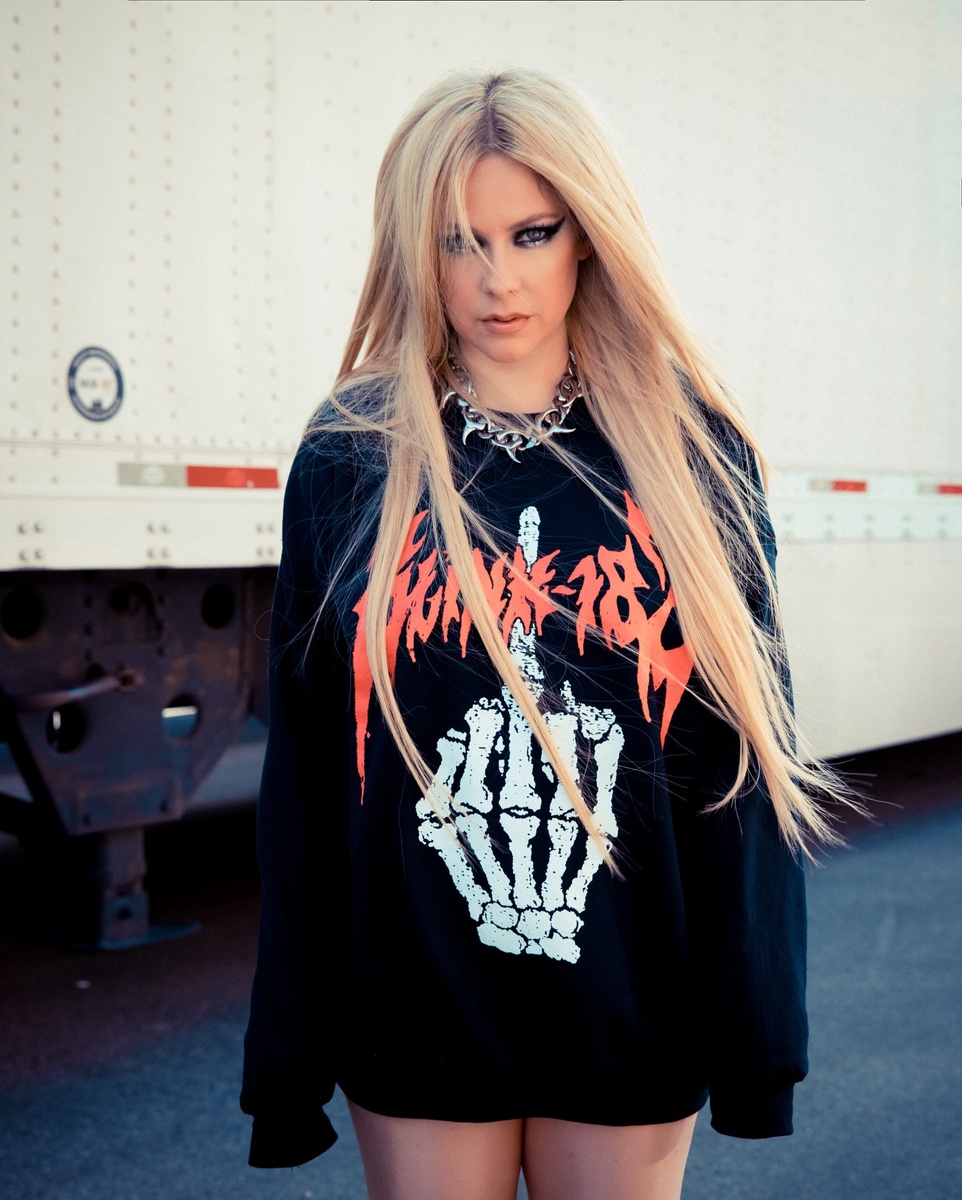 Аврил Лавин