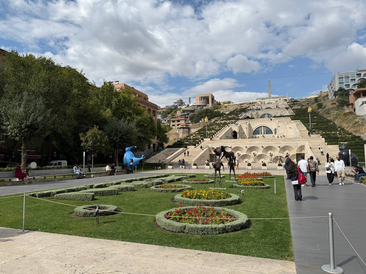 Ереванский каскад