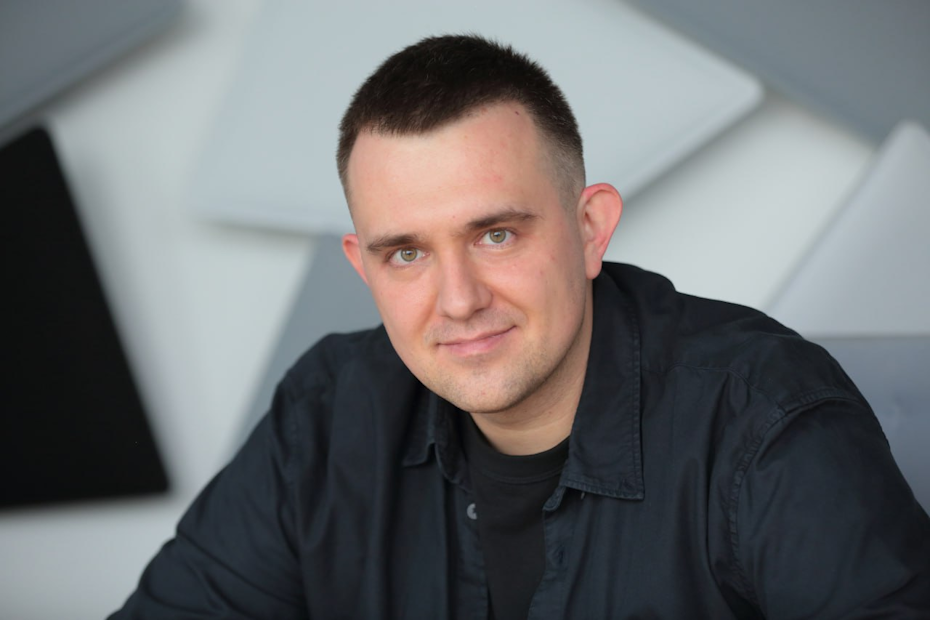    Антон Уваров