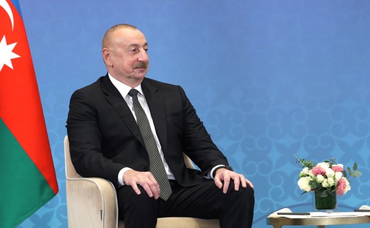    Алиев снова поздравил Путина с днем рождения