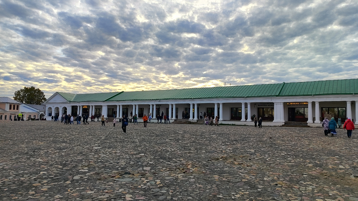 Торговые ряды, город Суздаль.