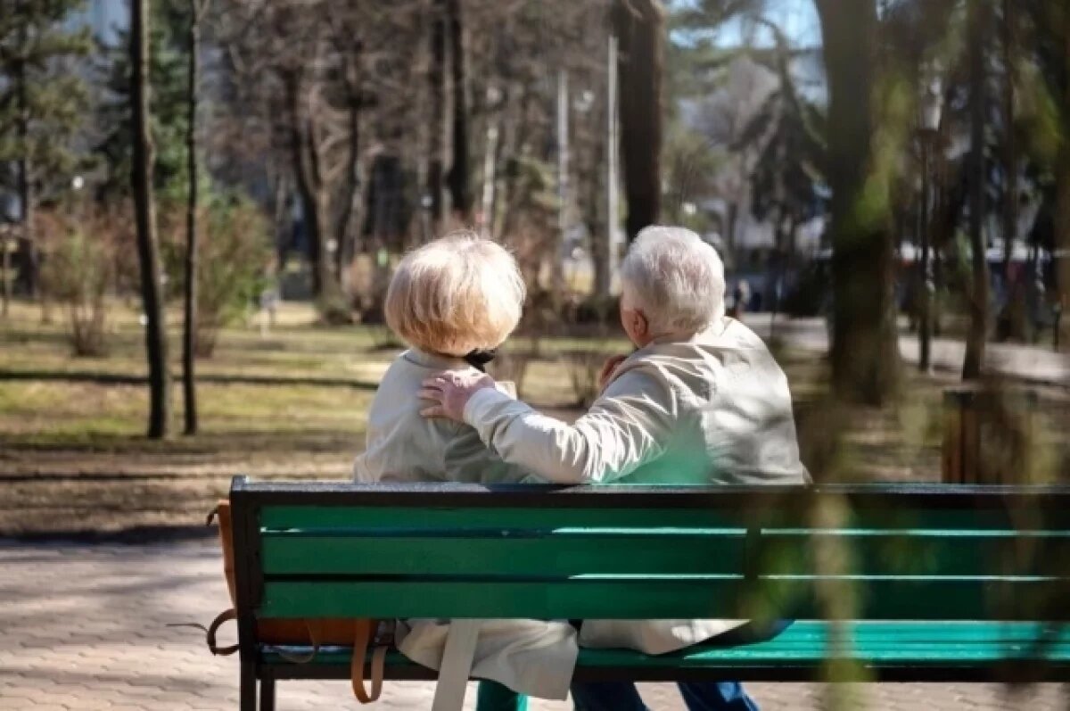    В Тюмени обсудили новые подходы к продлению активного долголетия