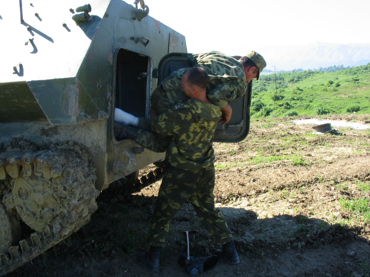 Эвакуация раненых. Чечня