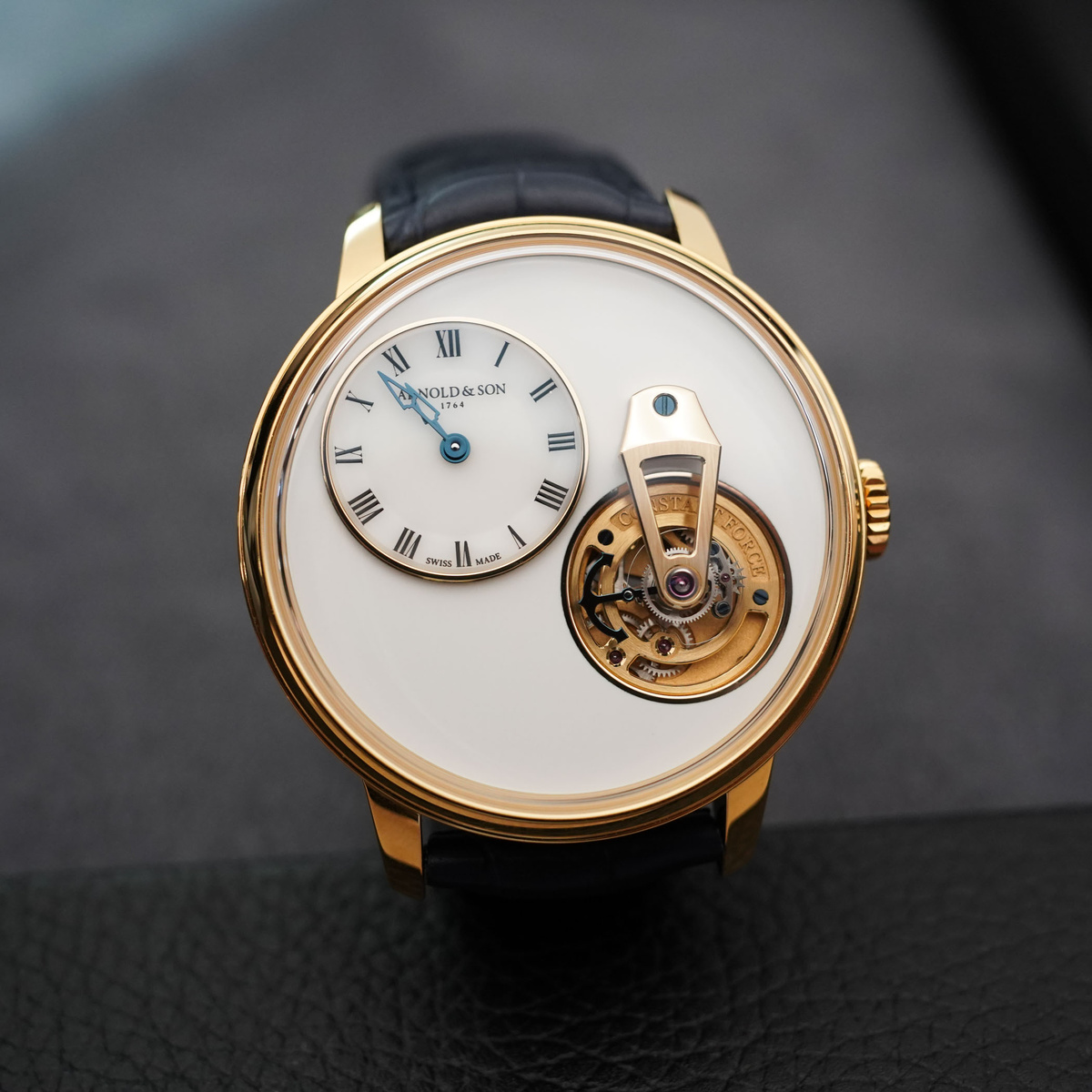 Фото: monochrome-watches.com