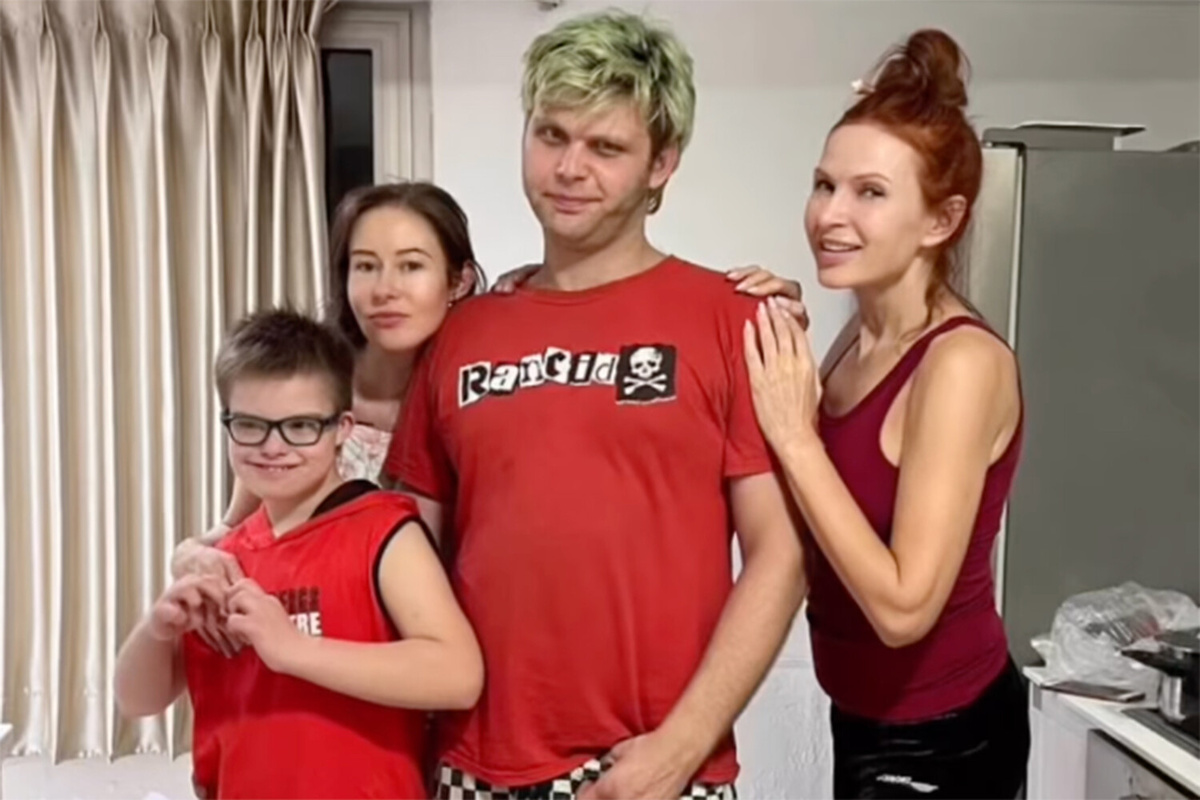 Эвелина Бледанс с сыновьями. Фото: Газета.ру