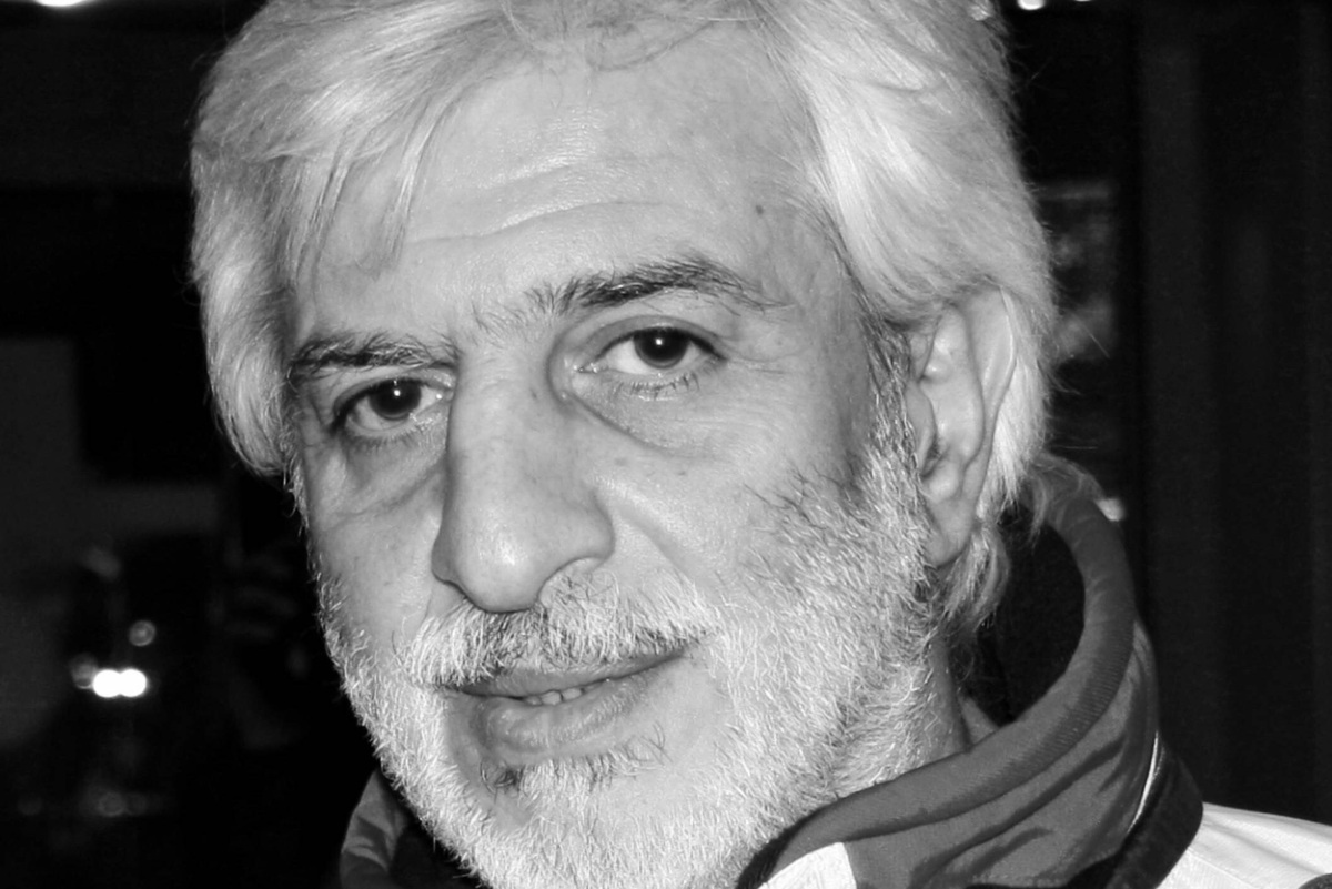     Умер в больнице 69-летний певец Ефрем Амирамов