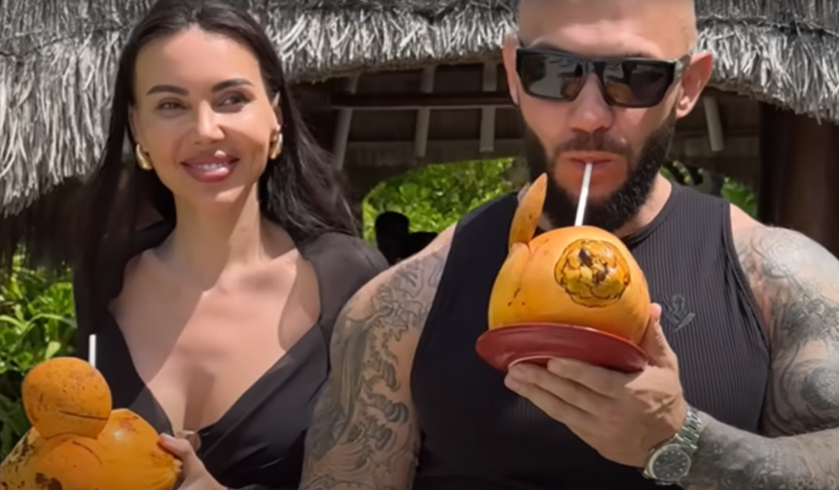    Оксана Самойлова и Джиган. Фото: Youtube / @samkidshouse