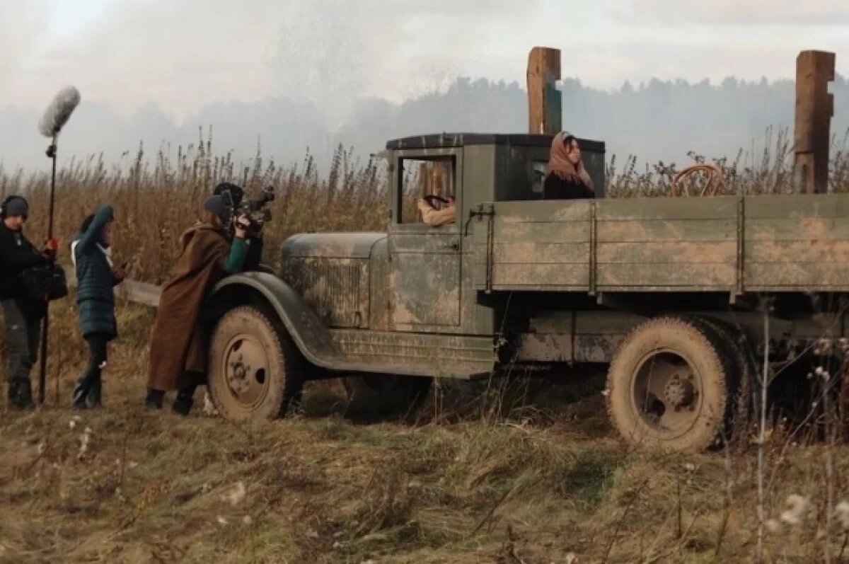    Съемки первой кинокартины об артистах на фронте прошли на Урале