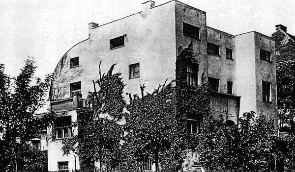Дом Штайнера (Steiner House)