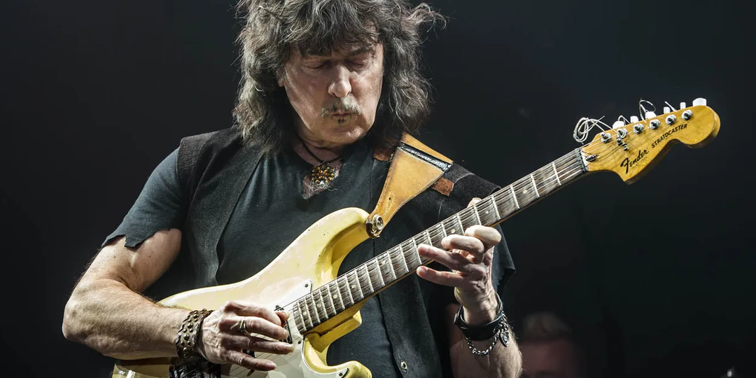 Stargazer считает звезды и строит башню на вершину мира