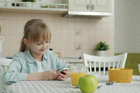     Vitaly Gariev/Unsplash