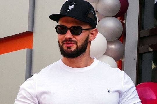    Оксана Самойлова подала на развод с Джиганом