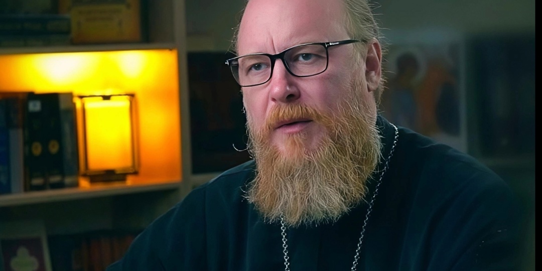 Нужно ли ждать от родителей извинений? Объясняет священник