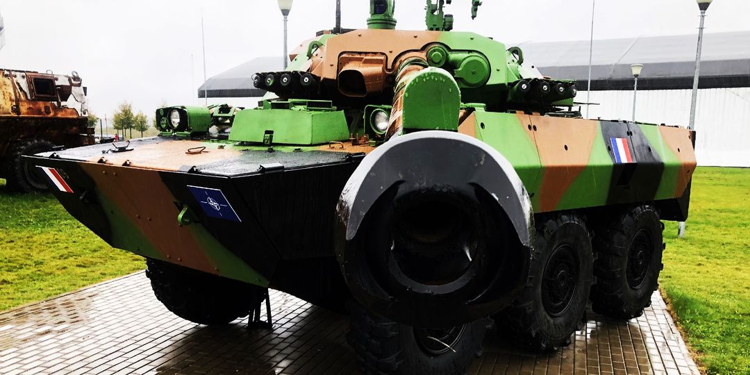 "Колесный танк" по-французски. Обзор AMX-10RCR.