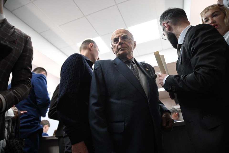    В суде Александр Запесоцкий утверждал, что недвижимость вуза никогда не была в государственной собственности. Алексей БУЛАТОВ