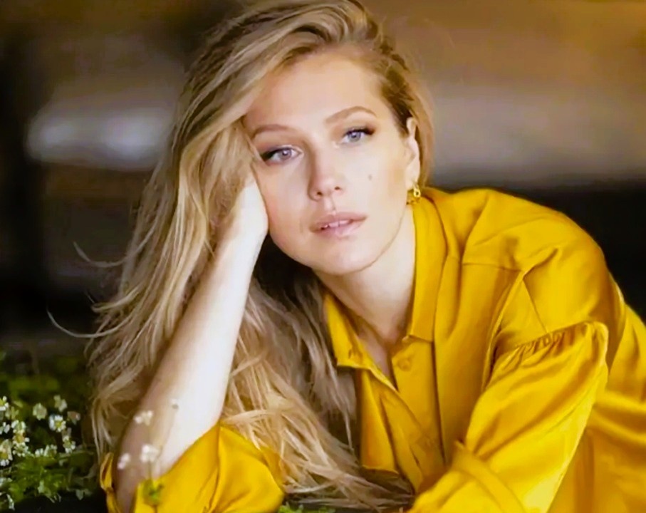 Карина Андоленко 