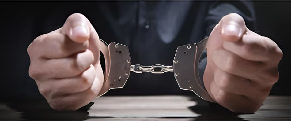 Мошенники на вторичке стали хитрее: новые схемы 2025 года