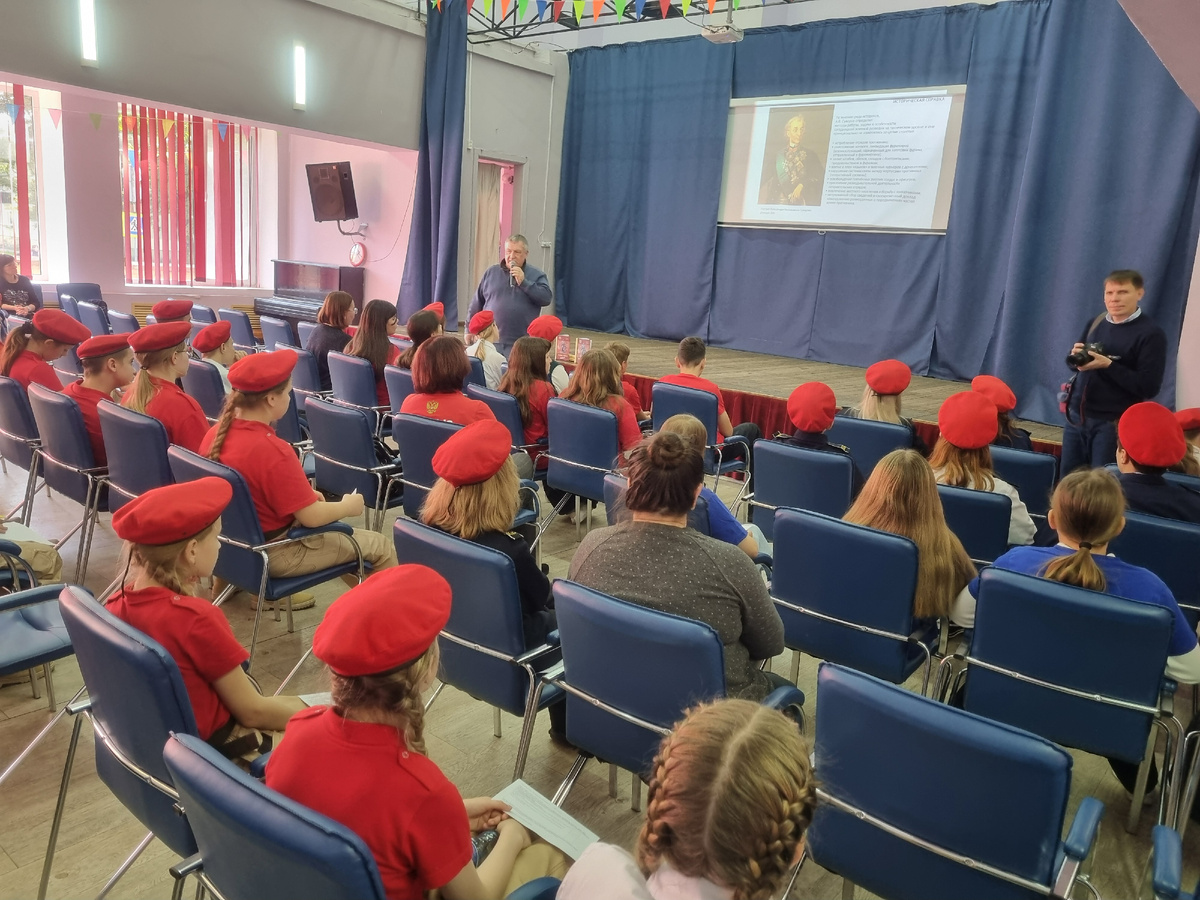 Презентация проекта "Ушдшим в разведку навечно" для школ Советского городского округа Калининградской области.