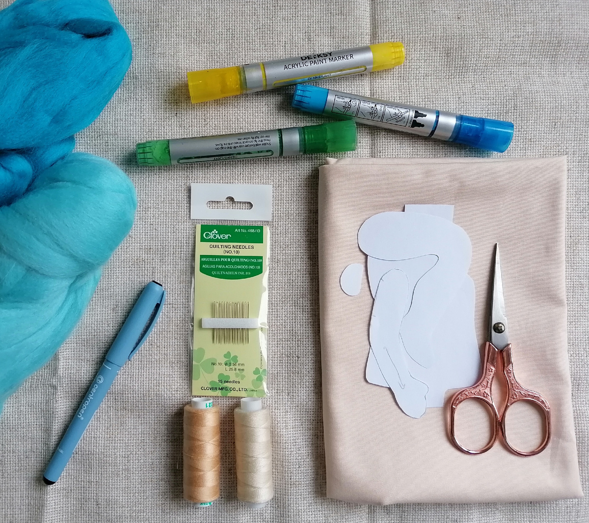 Всё готово для создания куколки йогини