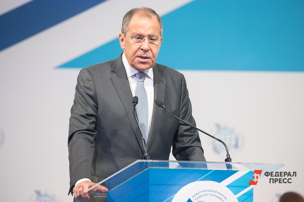 Шуткой Лаврову удалось снять напряжение перед предстоящими трудными переговорами.  Фото: Фото: ФедералПресс / Вытольский Виктор