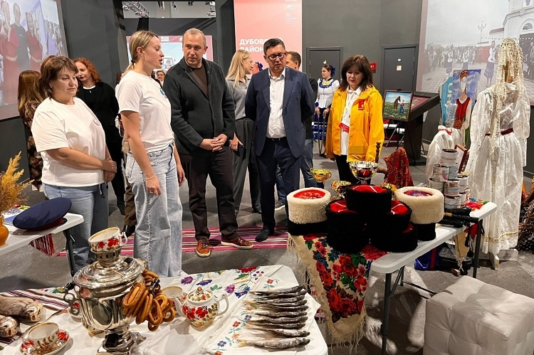    Фото сайта правительства РО Редактор