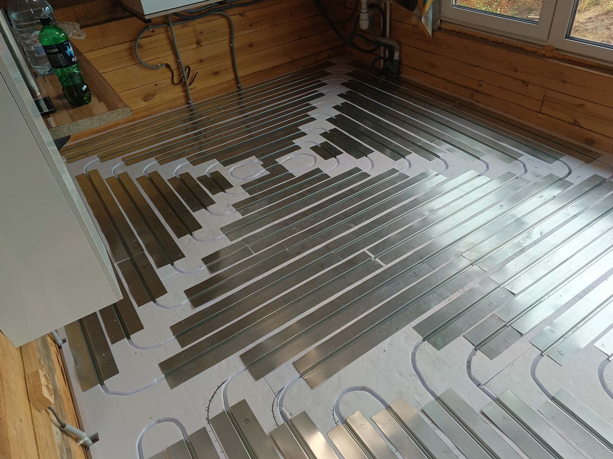 Монтаж водяного пола в Иркутске: https://teplosvet38.ru