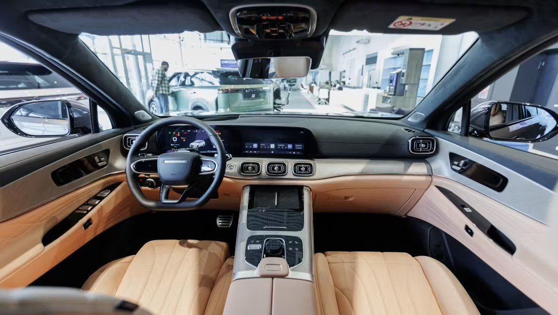 Большой кроссовер предоставляет комфортные условия для водителя и пассажиров