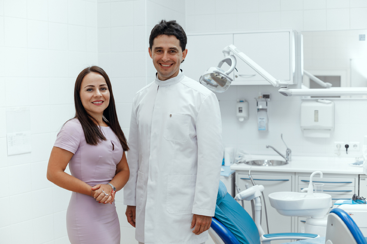 Фотография взята с сайта стоматологии Дмитрович Фэмили https://www.dmitrovich.ru/