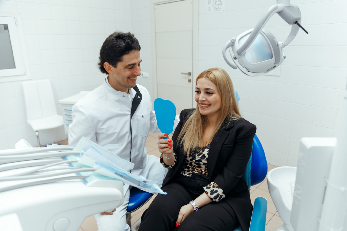 Фотография взята с сайта стоматологии Дмитрович Фэмили https://www.dmitrovich.ru/