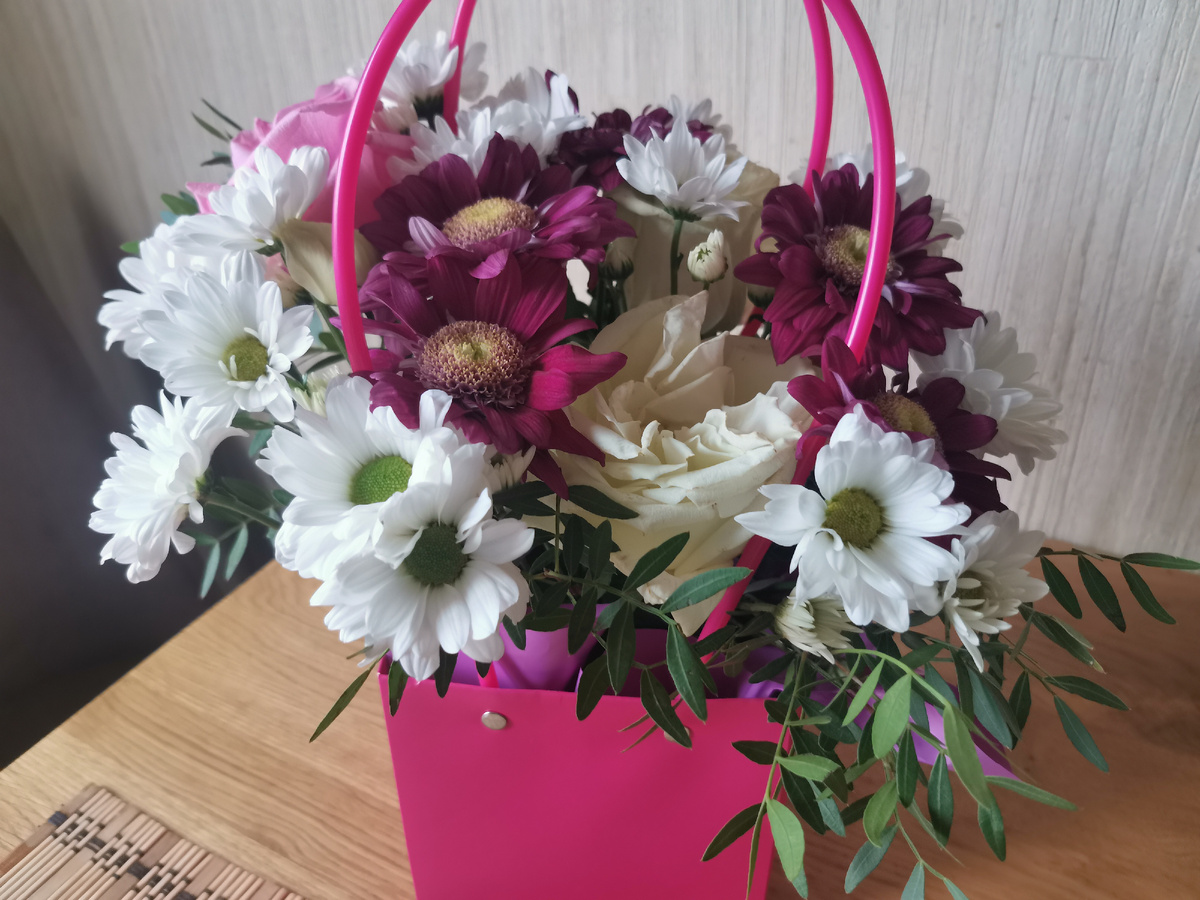 Букет в подарок. Давно я не получала букетов