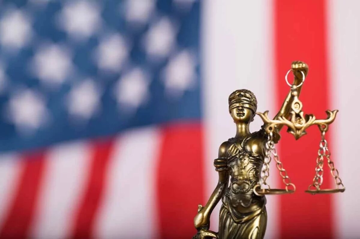    Законы штата Техас предусматривают уголовную ответственность за убийство в виде лишения свободы на срок от 5 лет до пожизненного заключения.