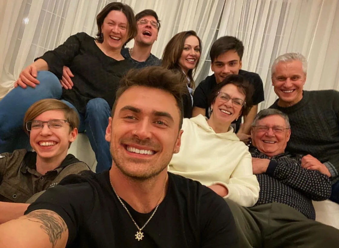 С родителями