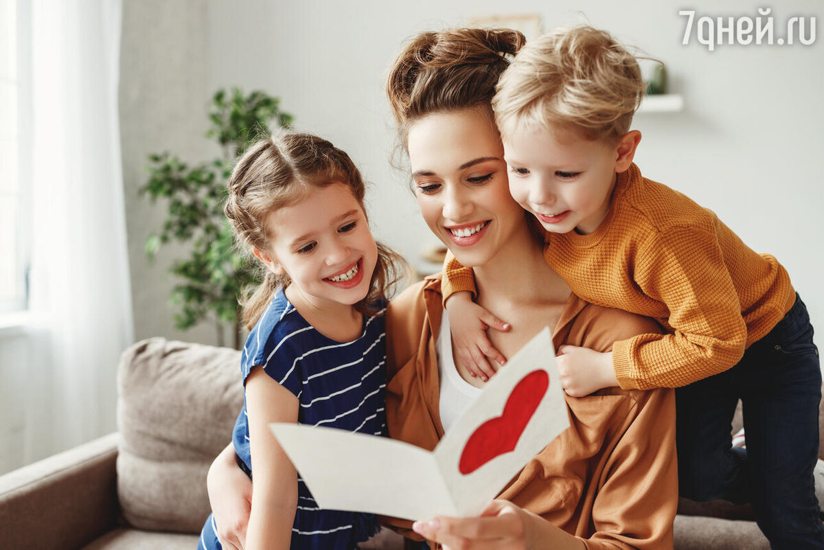    Красивые поздравления с Днем матери в стихах и прозе 123RF/legion-media.ru