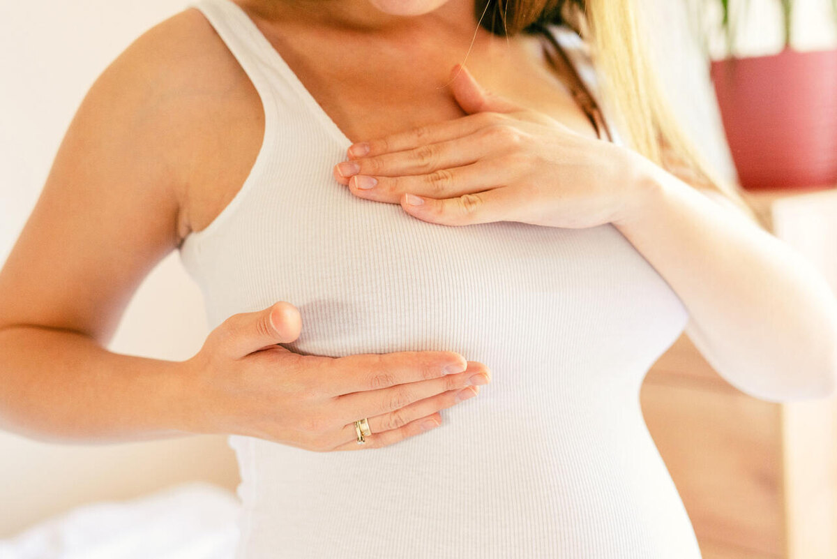    К чему чешется правая грудь 123RF/legion-media.ru