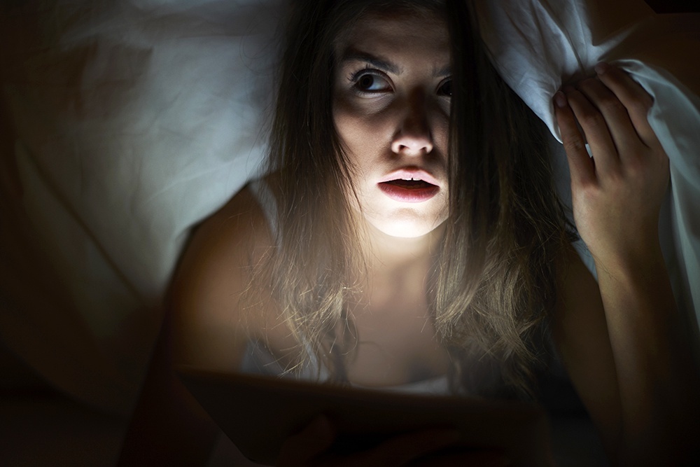    Страх темноты - инстинктивная реакция лимбической системы человека, которая срабатывает быстрее рационального мышления. / Фото: iStock