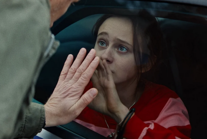 Листайте кадры.