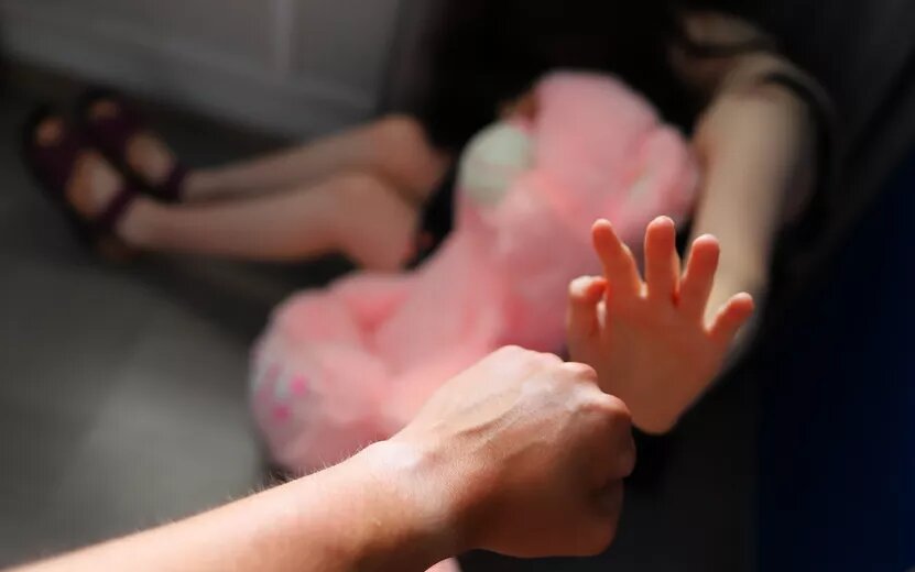    Жителя Удмуртии осудили на 5 лет за избиение своих детей