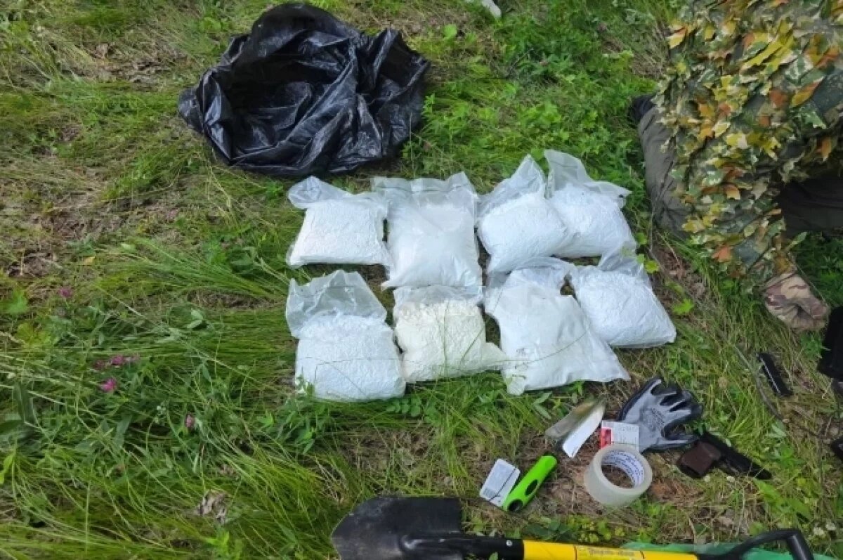    В Челябинской области ФСБ пресекла канал поставки крупных партий наркотиков