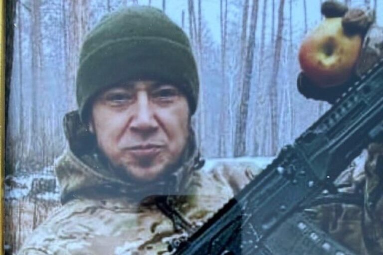    В Новотроицке простились с участником СВО Русланом Мерзабековым Оренбуржье