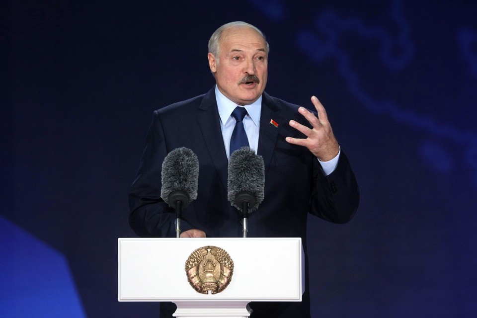    Лукашенко отметил, что никого не агитирует воссоздать Советский Союз Павел МАРТИНЧИК