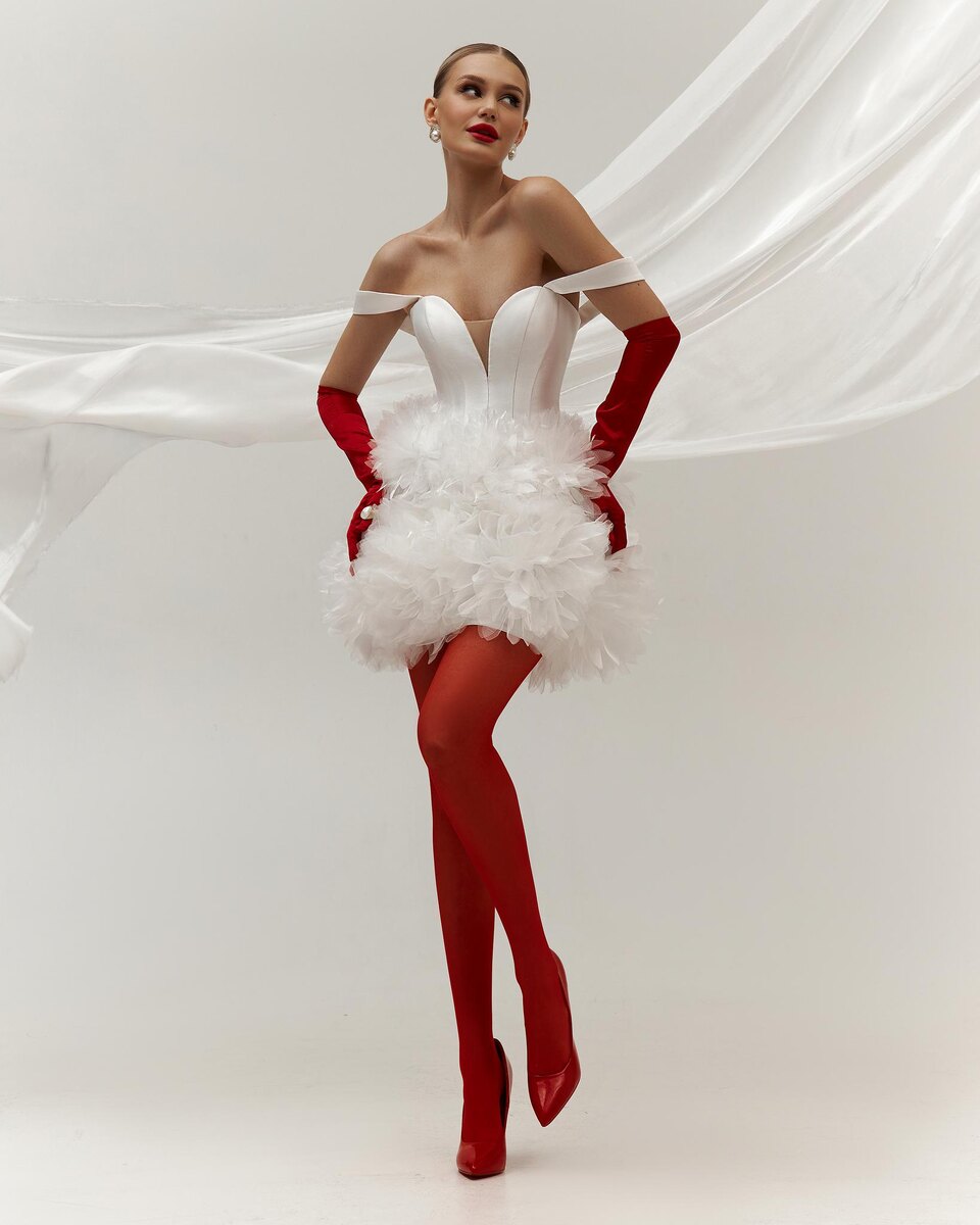 Короткое платье в фактурной юбкой. Игривость, свежесть и лёгкость. Коллекция LILOVEE LAVANDER