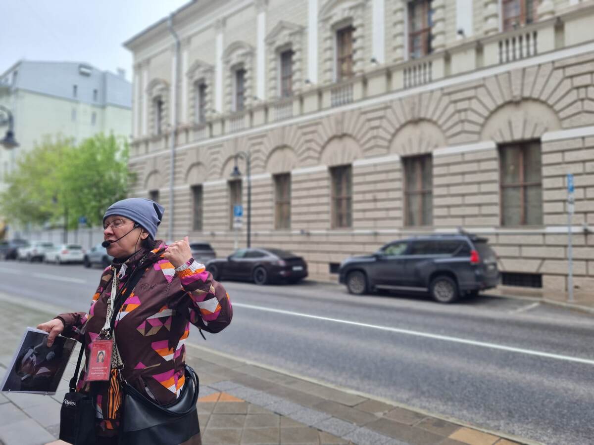 Пешеходные экскурсии по Москве с гидом